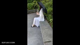 粉嫩美乳妹子，性感灰丝给炮友口交乳交